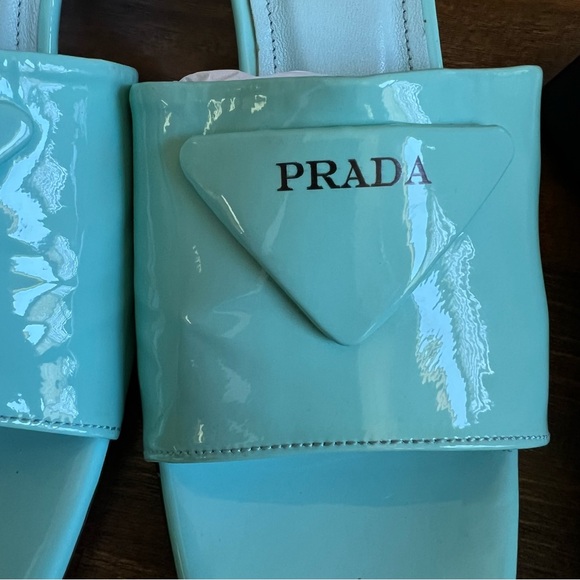 Prada Triangle Logo Spazzolato Glossy Leather 65mm Sandals $1,100 Used Twice! - Picture 8 of 15